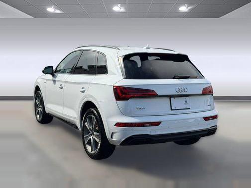 2025 Audi Q5 45 S line Premium