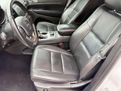 Bright White Clearcoat 2020 Jeep Grand Cherokee Limited