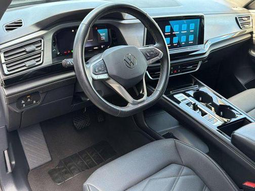 Pure White 2024 Volkswagen Atlas Cross Sport 2.0T SE w/Technology