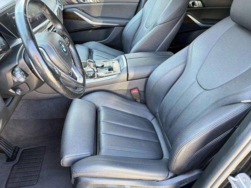 Jet Black 2020 BMW X5 sDrive40i