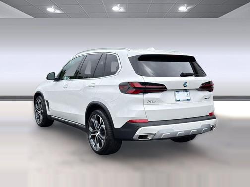 White 2026 BMW X5 xDrive40i