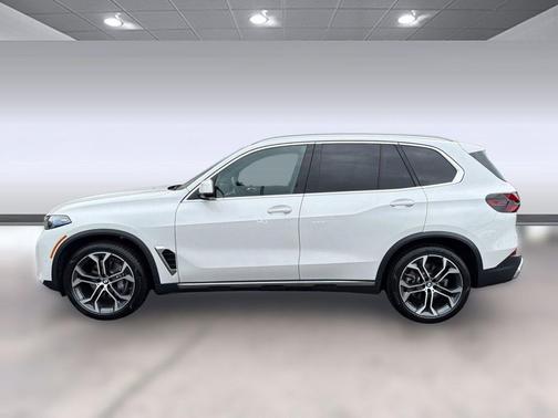 White 2026 BMW X5 xDrive40i