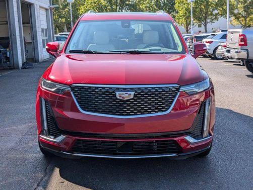 2025 Cadillac XT6 Premium Luxury FWD