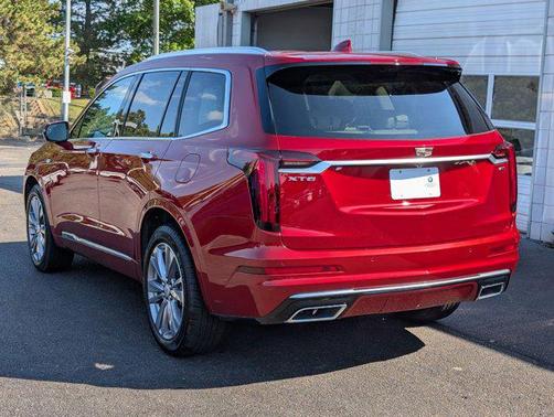 2025 Cadillac XT6 Premium Luxury FWD