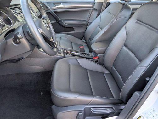 2021 Volkswagen Golf 1.4T TSI