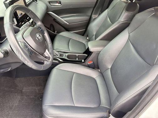 Wind Chill Pearl 2023 Toyota Corolla Cross XLE