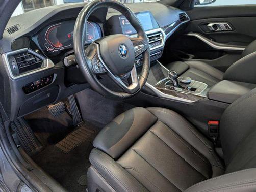 2019 BMW 330 330i