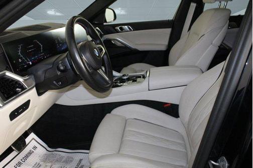 2024 BMW X6 M60i
