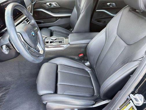 Jet Black 2023 BMW 330 330i