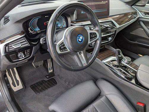 2023 BMW 530e Base