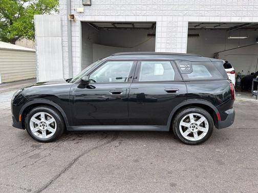 Midnight Black II Metallic 2025 MINI Countryman Cooper S ALL4