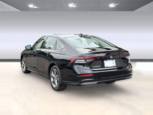 Crystal Black Pearl 2024 Honda Accord EX