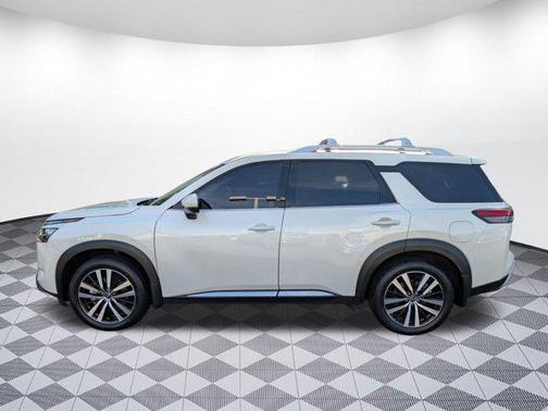 2024 Nissan Pathfinder Platinum 4WD