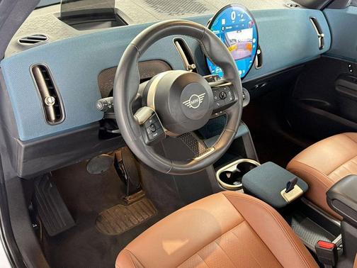 Nanuq White Metallic 2025 MINI Countryman Cooper S ALL4