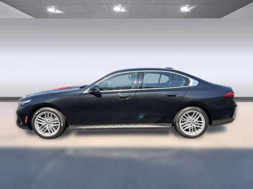 Black 2025 BMW 530 530i