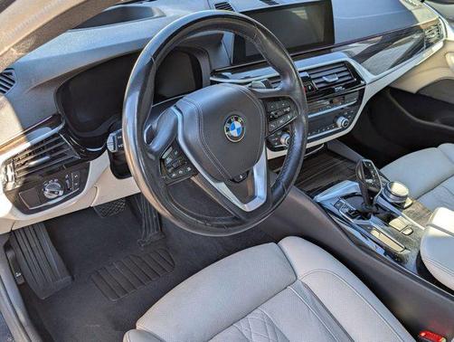 2020 BMW 530 xDrive
