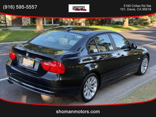 2011 BMW 328 328i Sedan 4D