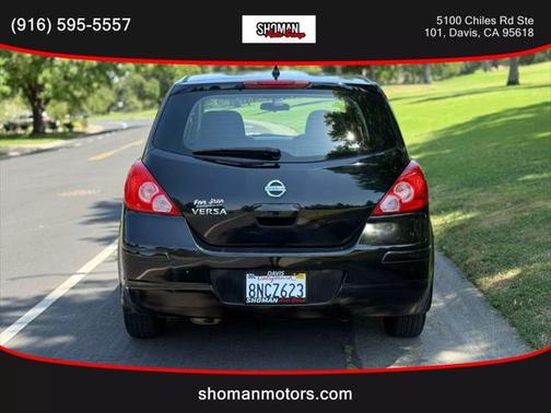 2011 Nissan Versa 1.8 S
