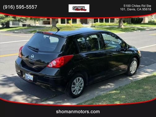 2011 Nissan Versa 1.8 S