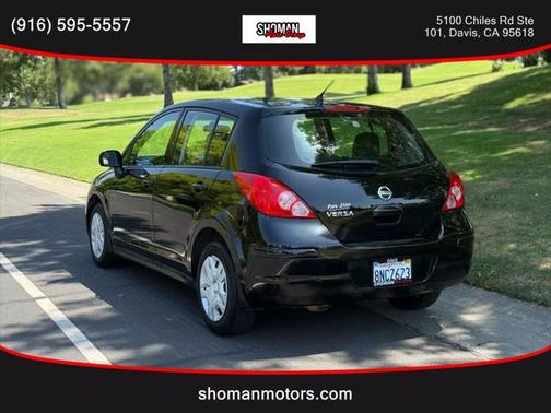 2011 Nissan Versa 1.8 S