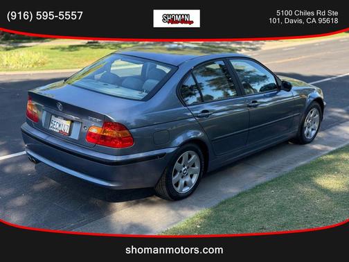 2003 BMW 325 325i Sedan 4D