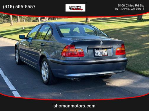 2003 BMW 325 325i Sedan 4D
