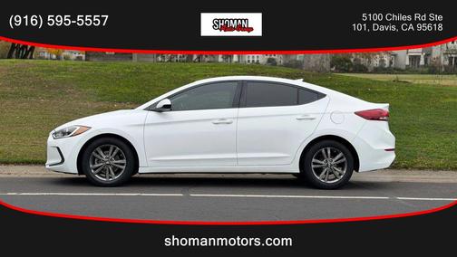 2017 Hyundai ELANTRA SE