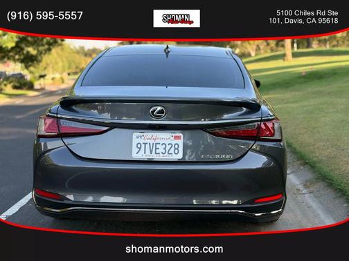 2024 Lexus ES 300h Base