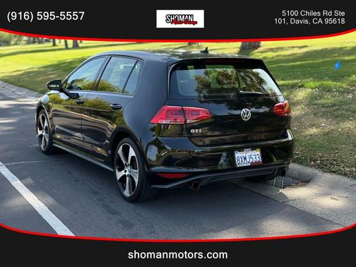 2015 Volkswagen Golf GTI 2.0T Autobahn 4-Door