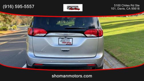 2017 Chrysler Pacifica Touring-L