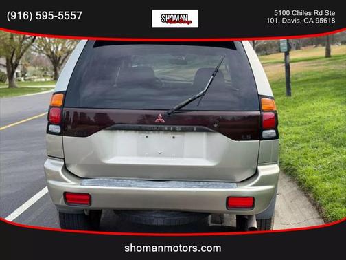 2000 Mitsubishi Montero Sport LS