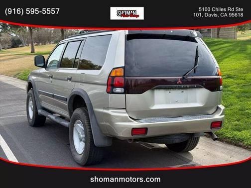 2000 Mitsubishi Montero Sport LS