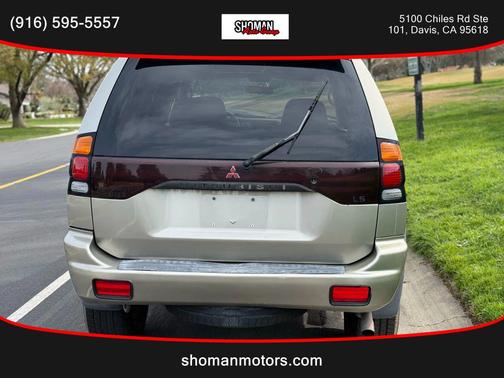 2000 Mitsubishi Montero Sport LS