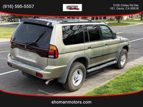 2000 Mitsubishi Montero Sport LS