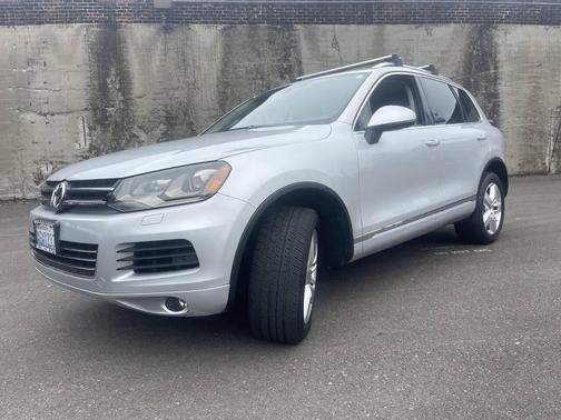 2012 Volkswagen Touareg VR6 Lux