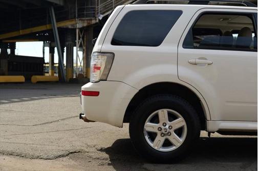 2009 Mercury Mariner Hybrid Base AWD 4dr SUV