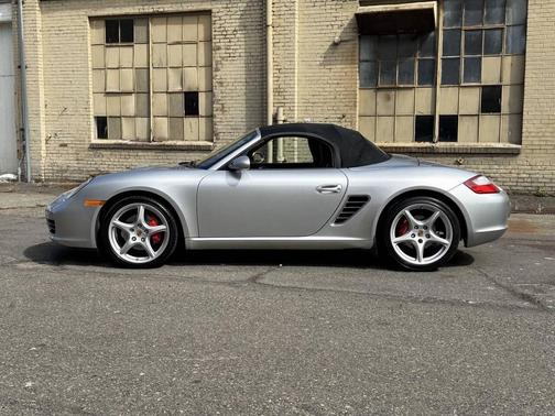 2005 Porsche Boxster S