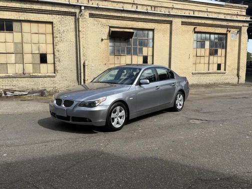 Gray 2007 BMW 530 530xi AWD 4dr Sedan