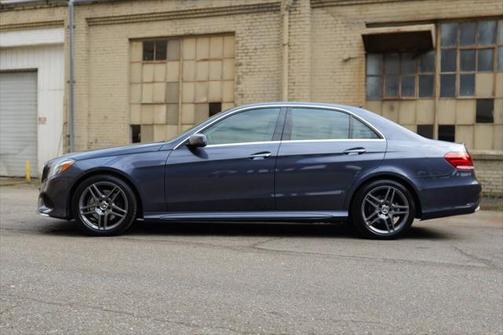 2016 Mercedes-Benz E-Class 4MATIC