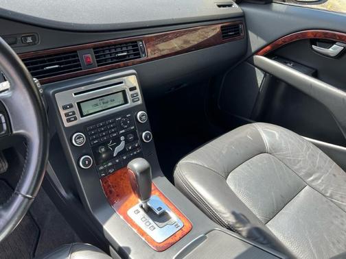 2008 Volvo XC70 3.2 for sale in Seattle, WA - image 38
