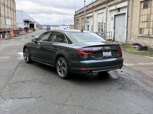 2017 Audi A4 2.0T Premium Plus