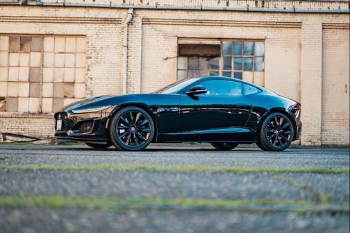 2021 Jaguar F-TYPE R AWD Automatic