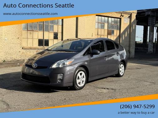 2010 Toyota Prius III