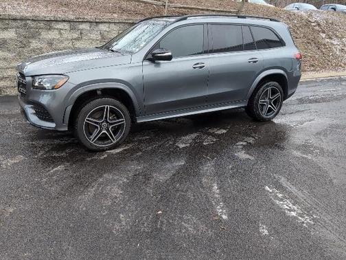 2022 Mercedes-Benz GLS 450 4MATIC
