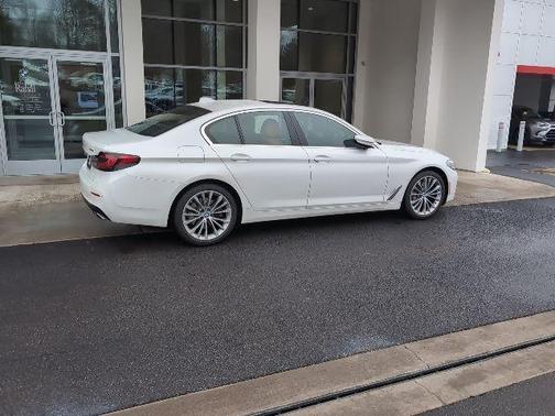 2023 BMW 530 i xDrive