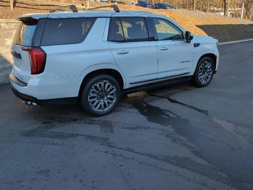 2023 GMC Yukon Denali Ultimate