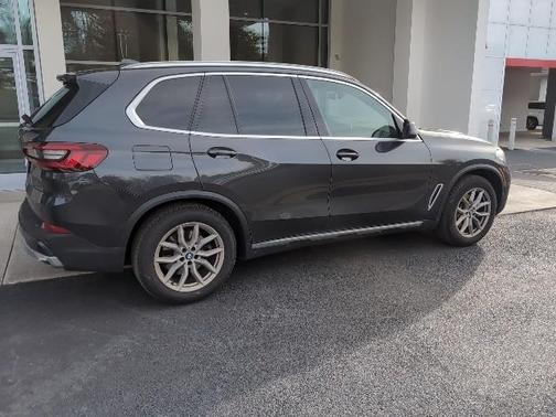 2023 BMW X5 xDrive40i