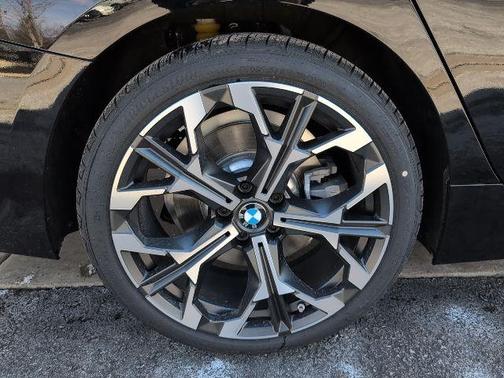 Jet Black 2026 BMW 330 I XDrive