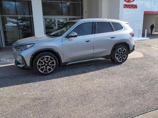 2025 BMW X1 xDrive28i