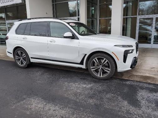 2024 BMW X7 xDrive40i